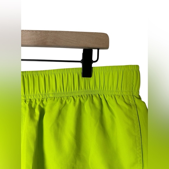 Athletic Works Women’s Running Shorts Neon Yellow Green Medium (8-10) - Picture 2 of 6